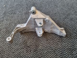 bontott ABARTH 500 / 595 / 695 Generátor Tartó Bak