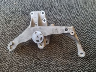 bontott ABARTH 500 / 595 / 695 Generátor Tartó Bak