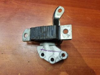 bontott ABARTH 500 / 595 / 695 Motor Tartó Bak Jobb