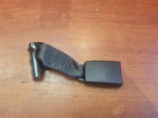 bontott ABARTH 500 / 595 / 695 Bal hátsó Biztonsági Öv Csat