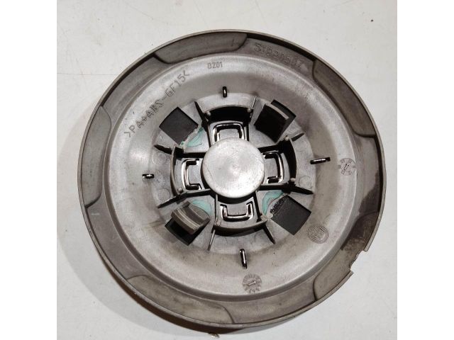 bontott ABARTH 500 / 595 / 695 Felniközép (1 db)