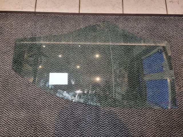 bontott ABARTH 500 / 595 / 695 Jobb első Ablak