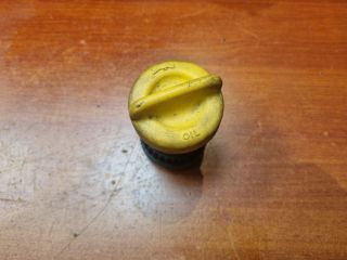 bontott ABARTH 500 / 595 / 695 Olaj Beöntő Cső