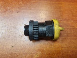 bontott ABARTH 500 / 595 / 695 Olaj Beöntő Cső