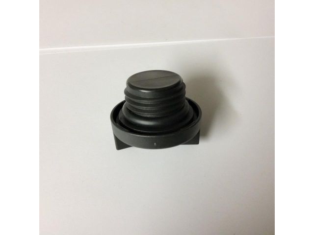 bontott ABARTH PUNTO EVO Olajbeöntő Sapka