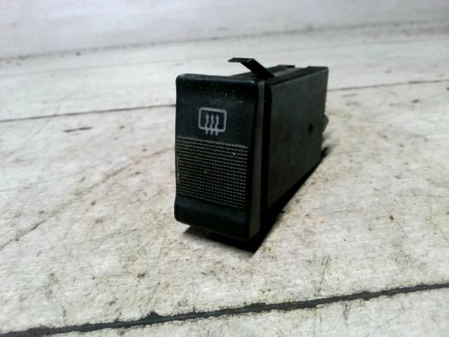 bontott   Ablakfűtés Kapcsoló