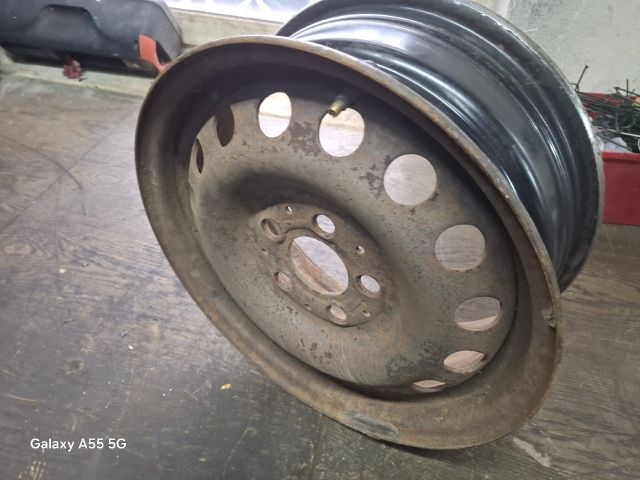 bontott   Acélfelni (1 db)