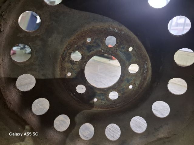 bontott   Acélfelni (1 db)