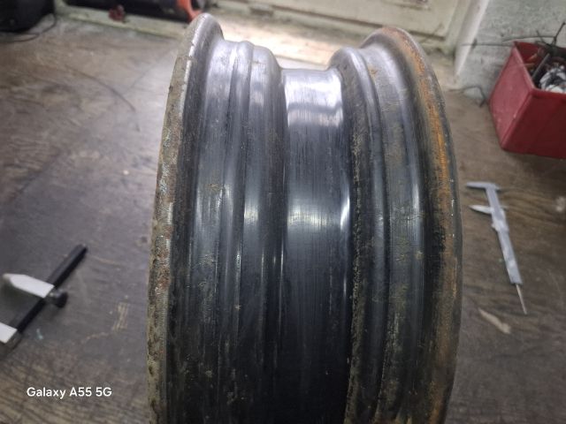 bontott   Acélfelni (1 db)