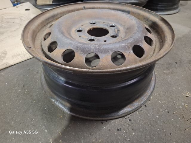 bontott   Acélfelni (1 db)