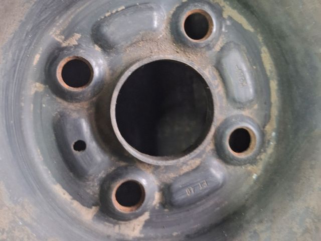 bontott   Acélfelni (1 db)