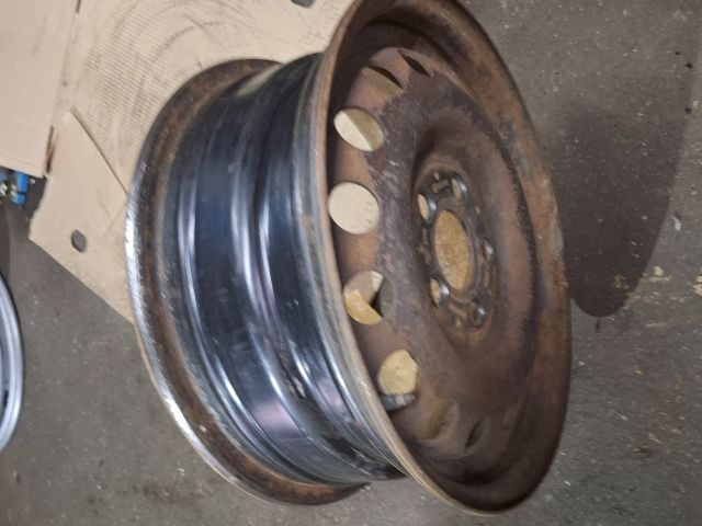 bontott   Acélfelni (1 db)