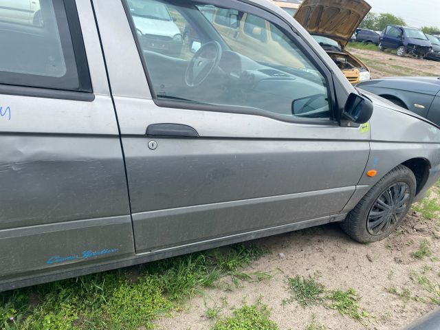 bontott ALFA ROMEO 145 Jobb első Csonkállvány Kerékaggyal