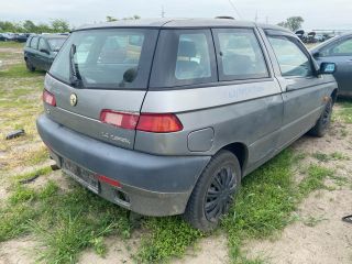 bontott ALFA ROMEO 145 Jobb első Csonkállvány Kerékaggyal