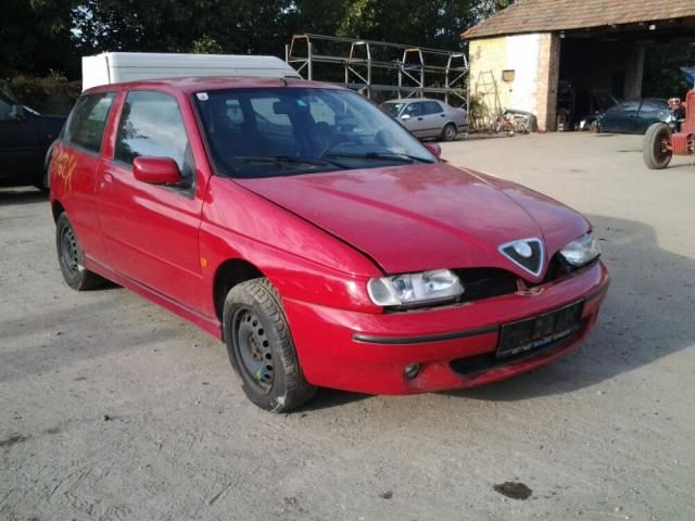 bontott ALFA ROMEO 145 Hengerfej