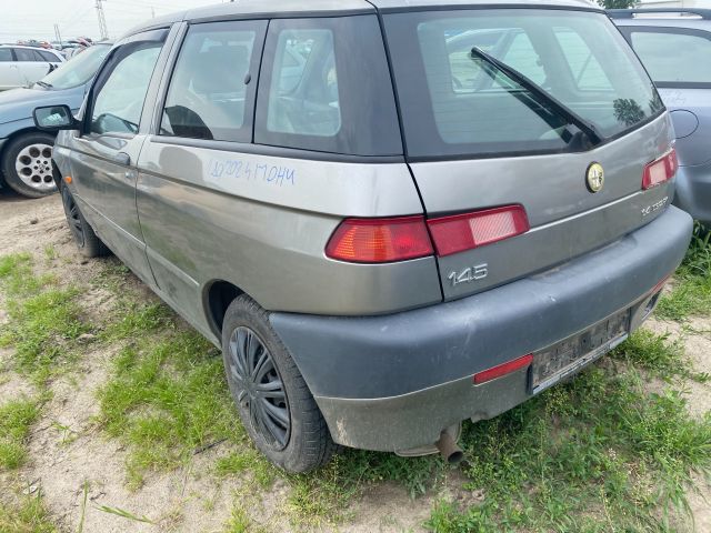 bontott ALFA ROMEO 145 Bal Visszapillantó Tükör (Mechanikus)