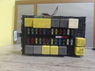 bontott ALFA ROMEO 145 Biztosítéktábla Utastér