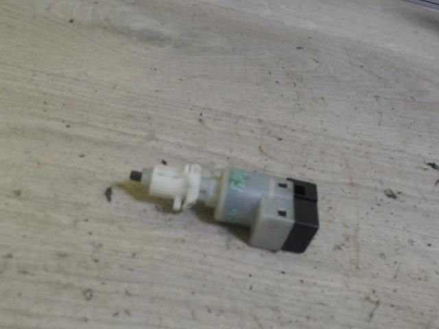 bontott ALFA ROMEO 145 Fék Pedál Kapcsoló