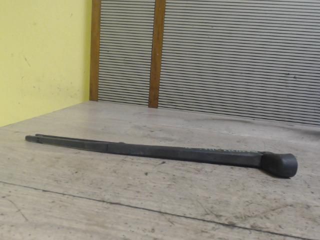 bontott ALFA ROMEO 145 Hátsó Ablaktörlő Kar