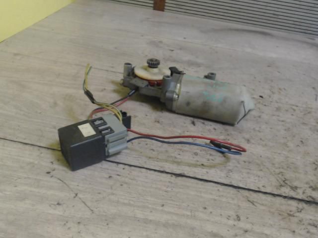 bontott ALFA ROMEO 145 Tetőablak Motor