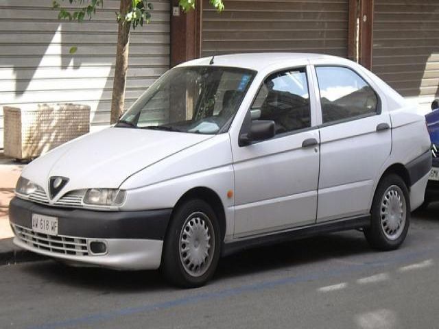 bontott ALFA ROMEO 146 Hátsó Féktárcsa