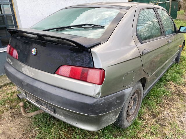 bontott ALFA ROMEO 146 Tank