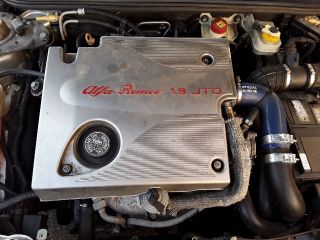 bontott ALFA ROMEO 146 Hengerfej