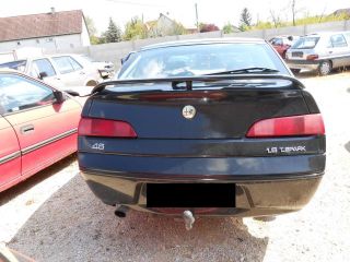 bontott ALFA ROMEO 146 Bal első Ajtó (Üres lemez)