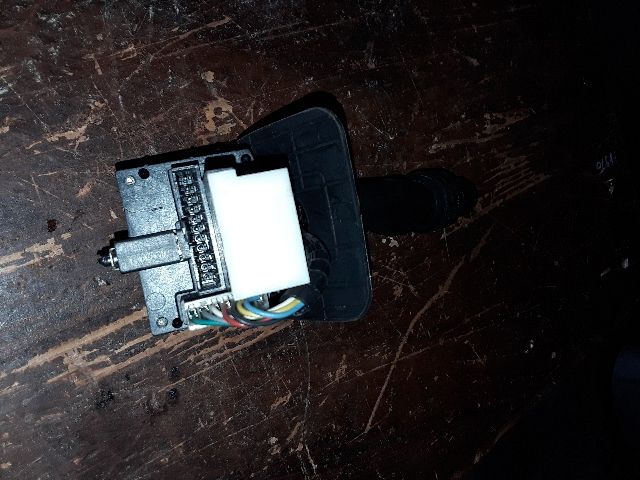 bontott ALFA ROMEO 146 Bal Kormánykapcsoló Irányjelző