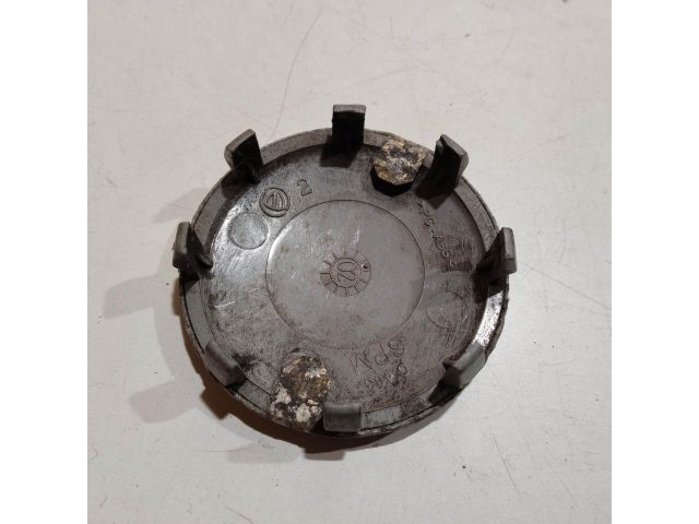 bontott ALFA ROMEO 146 Felniközép (1 db)