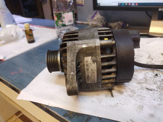 bontott ALFA ROMEO 147 Generátor