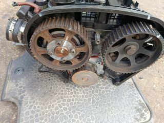 bontott ALFA ROMEO 147 Hengerfej