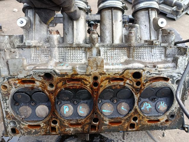 bontott ALFA ROMEO 147 Hengerfej