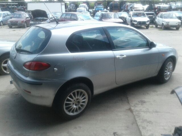 bontott ALFA ROMEO 147 Homlokfal (Üres lemez)