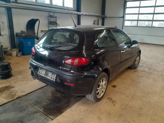 bontott ALFA ROMEO 147 Jobb Féltengely