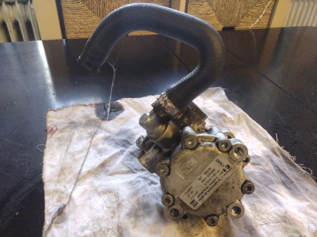 bontott ALFA ROMEO 147 Kormányszervó Motor (Hidraulikus)