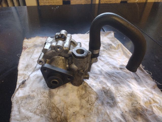 bontott ALFA ROMEO 147 Kormányszervó Motor (Hidraulikus)