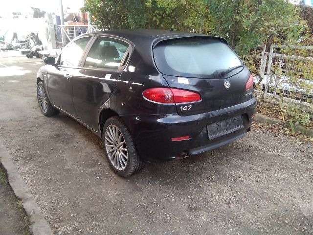 bontott ALFA ROMEO 147 Bal hátsó Féknyereg Munkahengerrel