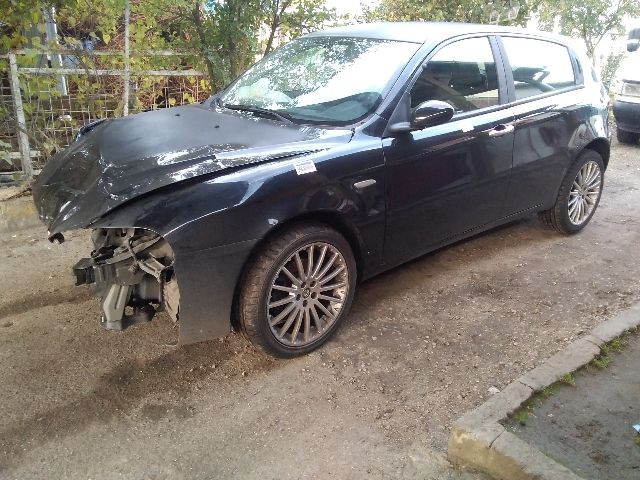 bontott ALFA ROMEO 147 Bal hátsó Féknyereg Munkahengerrel