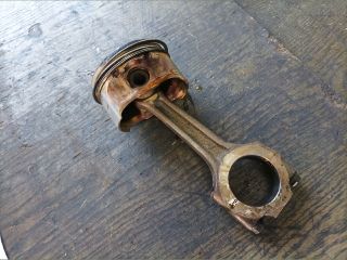 bontott ALFA ROMEO 147 Dugattyú és Hajtókar