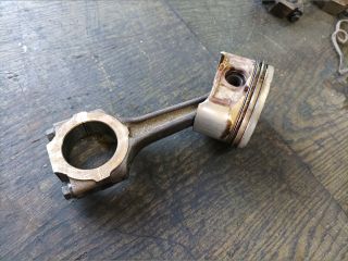 bontott ALFA ROMEO 147 Dugattyú és Hajtókar