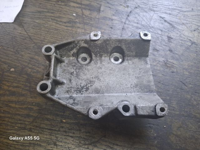 bontott ALFA ROMEO 147 Klíma Szervó Szivattyú Bak