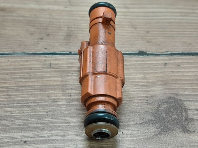 bontott ALFA ROMEO 147 Porlasztó (1 db)