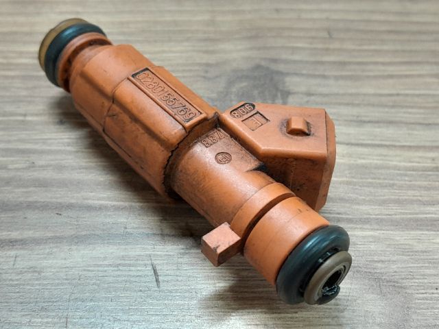 bontott ALFA ROMEO 147 Porlasztó (1 db)