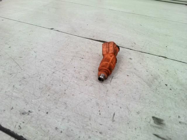 bontott ALFA ROMEO 147 Porlasztó (1 db)