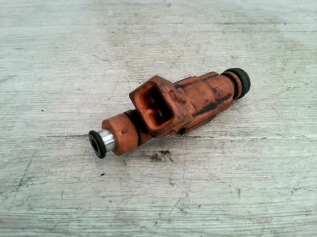 bontott ALFA ROMEO 147 Porlasztó (1 db)