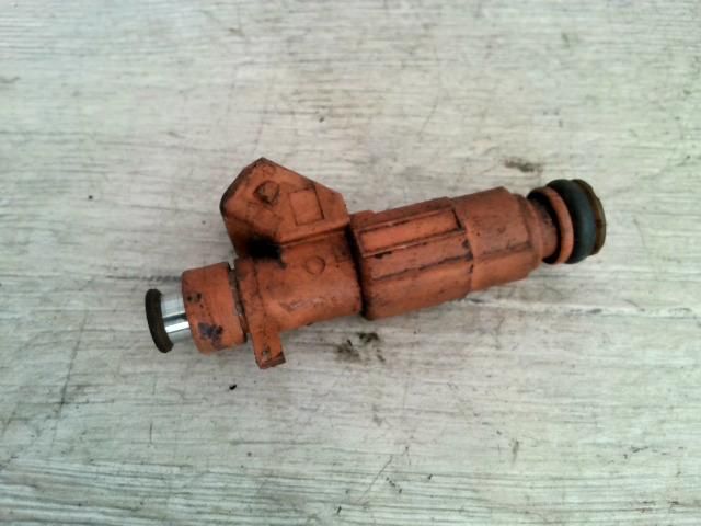 bontott ALFA ROMEO 147 Porlasztó (1 db)