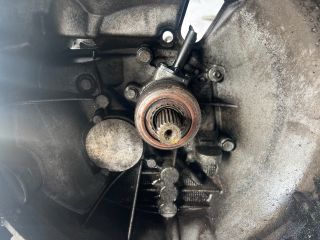 bontott ALFA ROMEO 147 Váltó (Mechanikus)