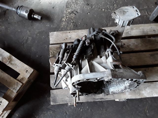 bontott ALFA ROMEO 147 Váltó (Mechanikus)