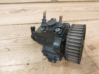 bontott ALFA ROMEO 147 Nagynyomású Szivattyú